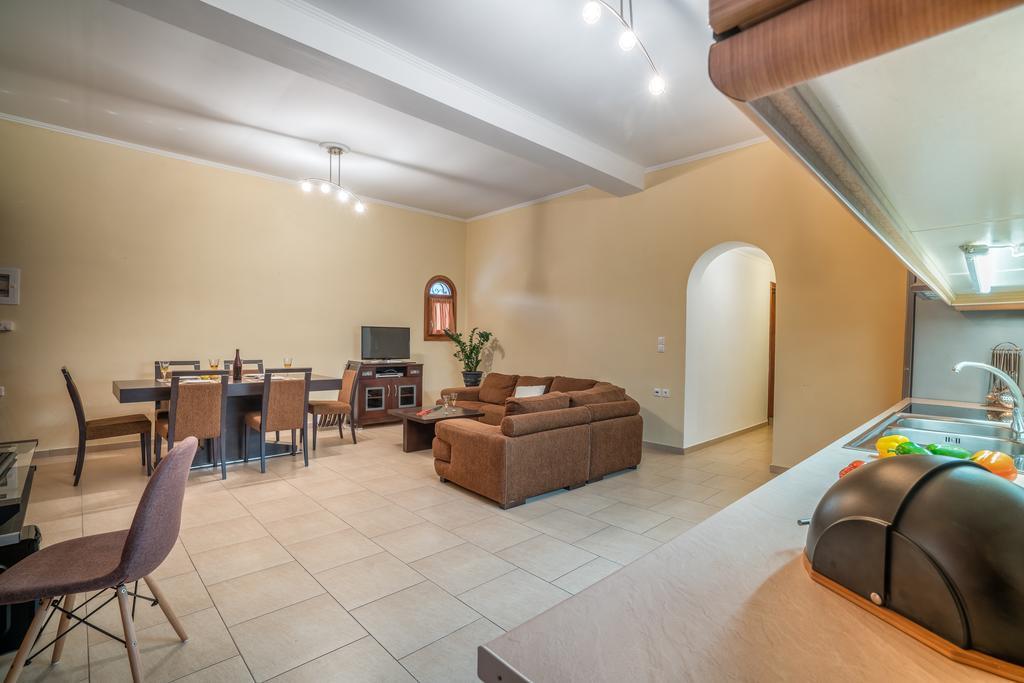 Fiorentinos Villa Трагаки Екстериор снимка