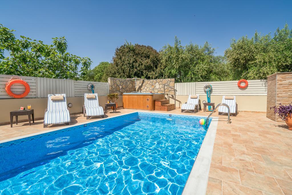 Fiorentinos Villa Трагаки Екстериор снимка